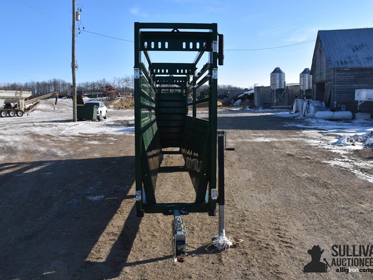 arrowquip-pta-ef16-s/a-livestock-chute-image-2