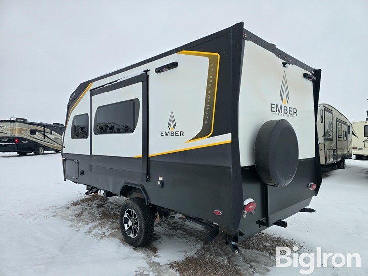 2022-ember-overland-171fb-travel-trailer-image-7