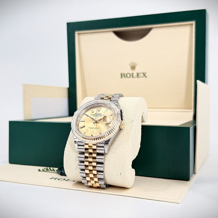 #1 • ROLEX OYSTER PERPETUAL DATEJUST WATCH ORIG BOX - LIKE NEW