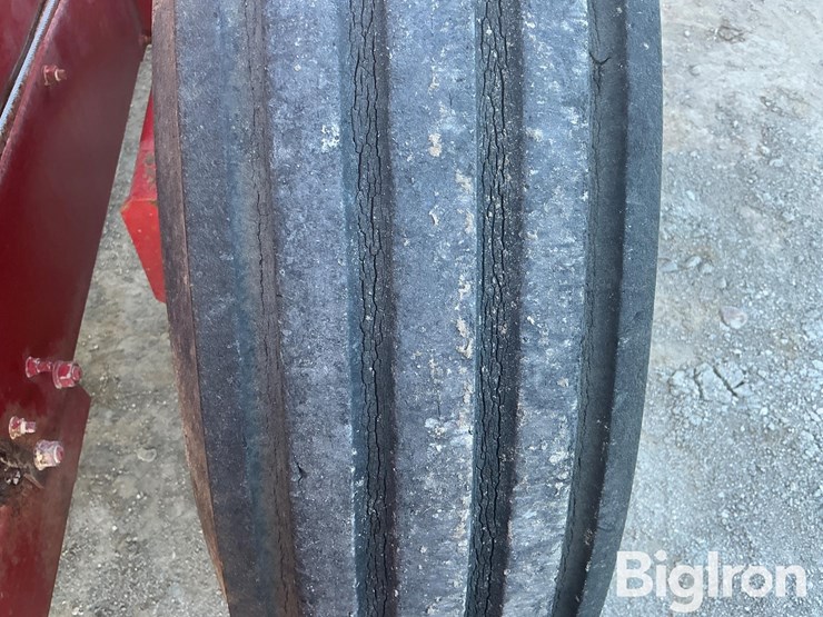 new-holland-185-image-19