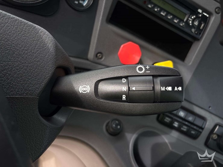 2014-freightliner-cascadia-125-image-26