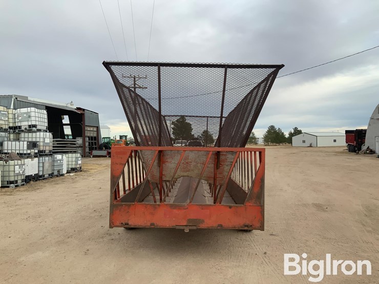 econo-grazer-bale-feeder-wagon-image-6