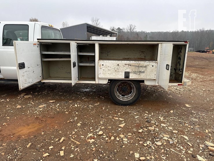 2016-ford-f450-xl-image-10