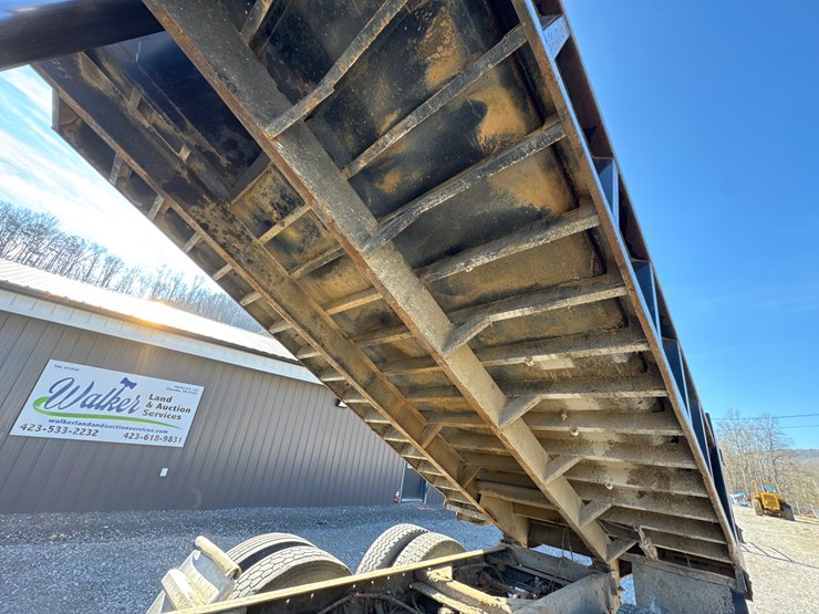 1990-kenworth-t600-image-9