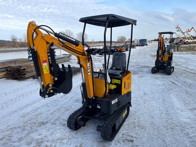 #203-•-miva-va13-mini-excavator-image-1