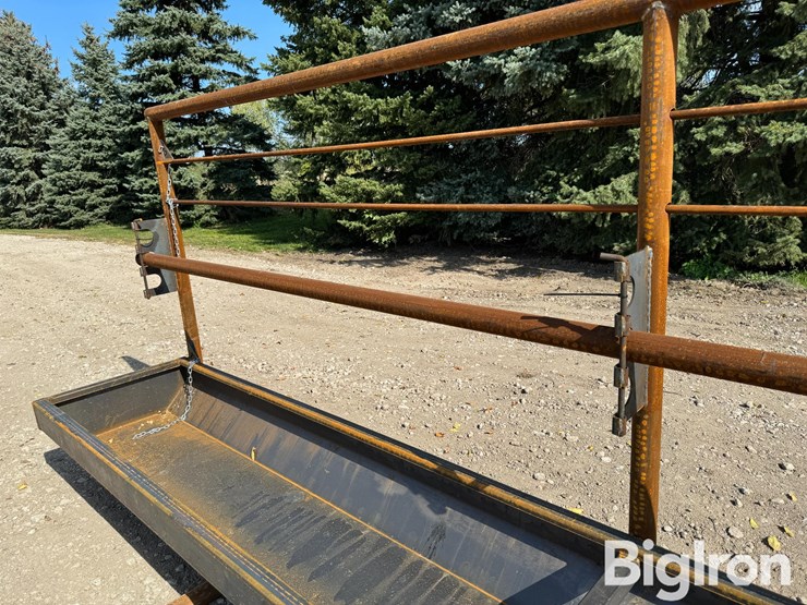 24'-fence-line-feed-bunk-image-17