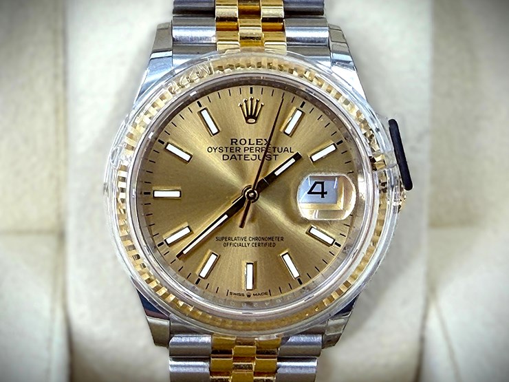 #1-•-rolex-oyster-perpetual-datejust-watch-orig-box---like-new-image-6