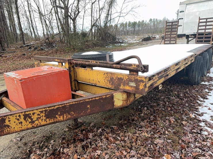 intl-trailer,-6-wheel,-18-ft-flat-with-4-ft-ramps;-located-at-7241-roxbury-rd,-charles-city,-va,--please-call-804.837.9940-or-804.651.4404-with-questions-image-12