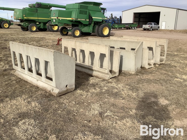 concrete-fenceline-feed-bunks-image-3