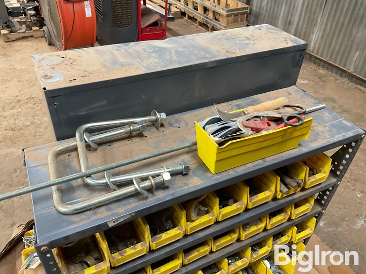 shop-shelves-w/miscellaneous-hardware-image-9