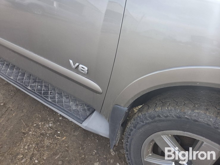 2009-nissan-armada-image-17