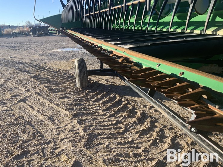 2021-john-deere-735d-image-14