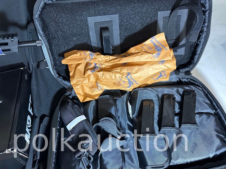 smith-&-wesson-fcp-10mm-folding-rifle-(sn#-vc03192)-(3mags/box/case)-image-2