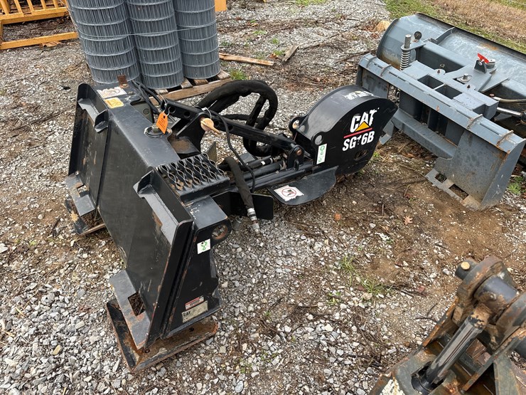 #1011-•-cat-sg16b-stump-grinder-image-3