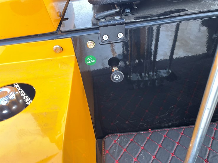 #200-•-miva-va15-mini-excavator-image-21