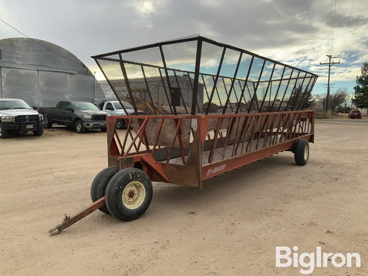 econo-grazer-bale-feeder-wagon-image-1