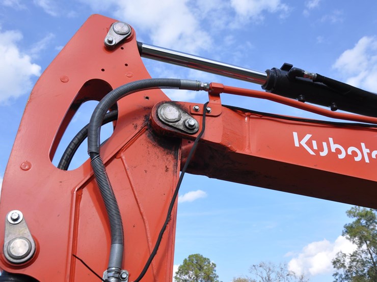 2023-kubota-kx057-5-image-16