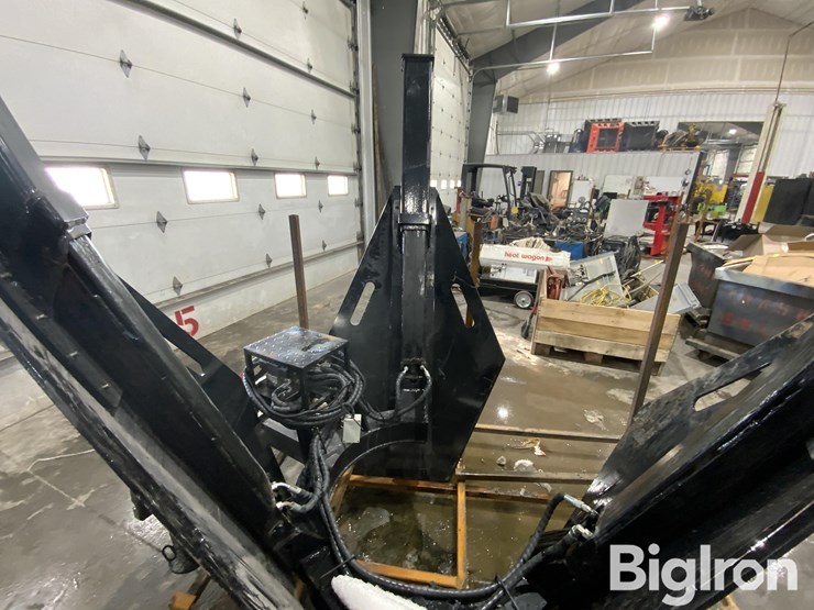 2025-giyi-gy-td27-skid-steer-tree-digger-image-15