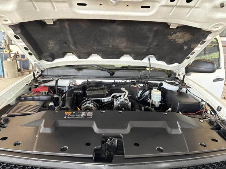 2012-chevrolet-silverado-1500-image-15