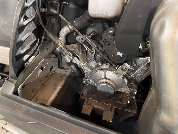 #3798-•-2004-yamaha-sx-viper-snowmobile-image-32