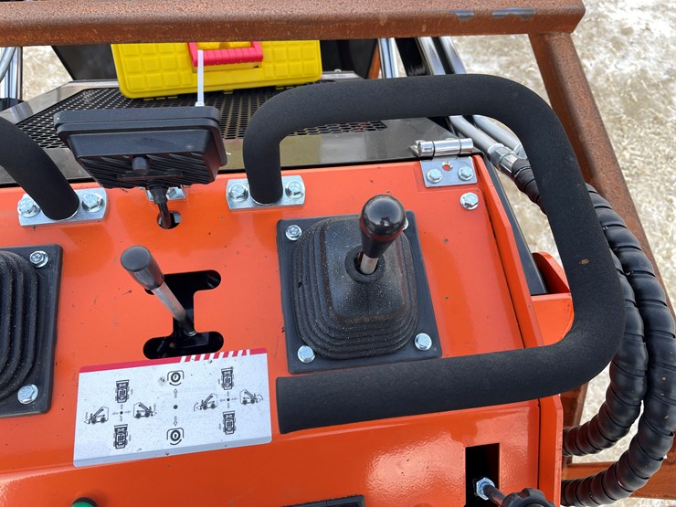 #301-•-mms-mini-skid-steer-ride-on-loader-image-16