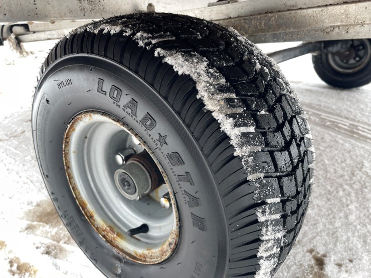 #3802-•-10'-aluminum-triton-snowmobile-trailer-(no-title)-image-31