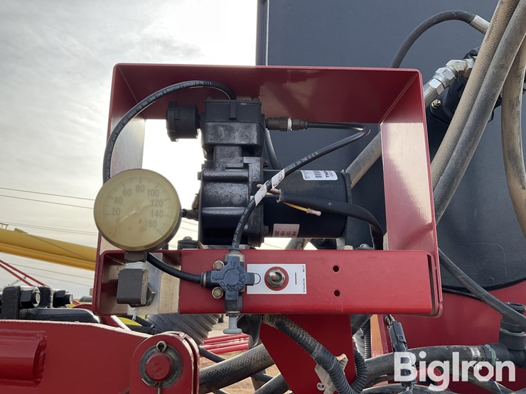 2011-case-ih-1230-image-12