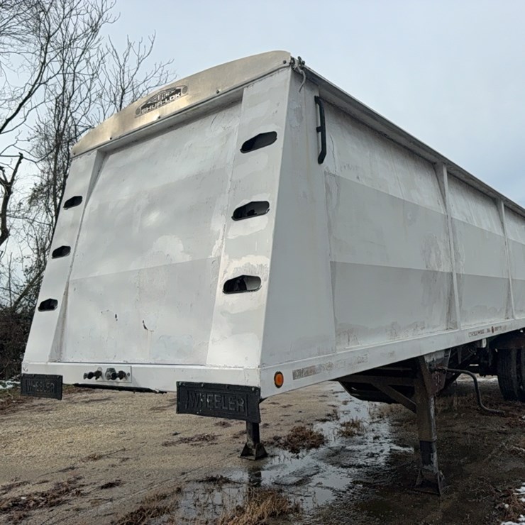 AIR OPERATED CLAM SHEEL HOPPER BOTTOM, 30 FT., 750 BU, HAS BEEN MODIFIED, CANNOT LOCATE VIN# / TAG, TITLE IN HAND; LOCATED AT 7241 ROXBURY RD, CHARLES CITY, VA, PLEASE CALL 804.837.9940 OR 804.651.4404 WITH QUESTIONS
