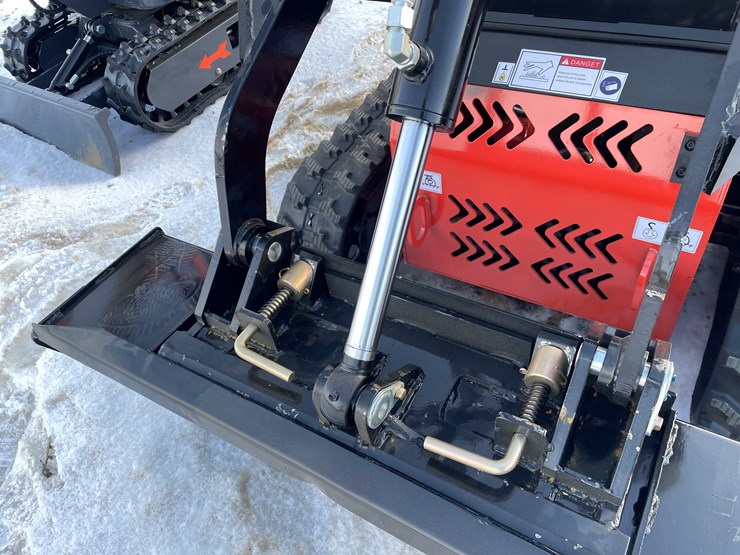 #303-•-mms-mini-skid-steer-ride-on-loader-image-25