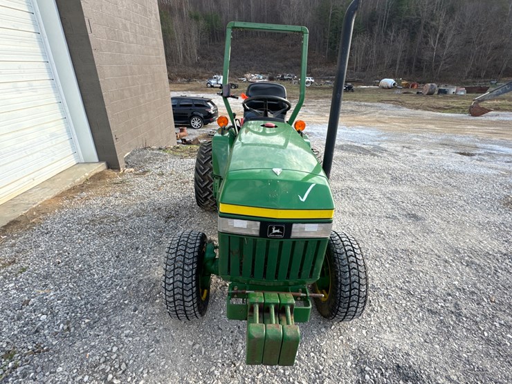 john-deere-670-image-2