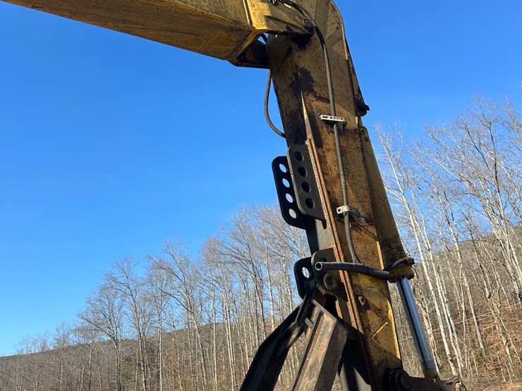 komatsu-pc250-lc-image-11