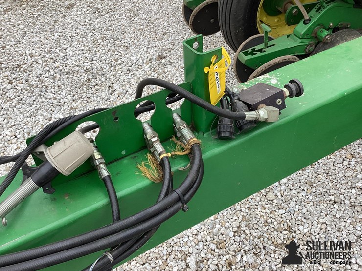 2002-john-deere-1760-image-11