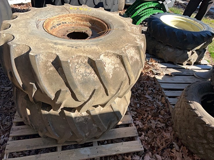 tires-off-of-spray-coupe,-(2)-9.5-24,-(2)-16.5-16.1-sl;-located-at-7241-roxbury-rd,-charles-city,-va,-please-call-804.837.9940-or-804.651.4404-with-questions-image-1