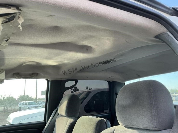 2005-chevrolet-silverado-2500-image-18