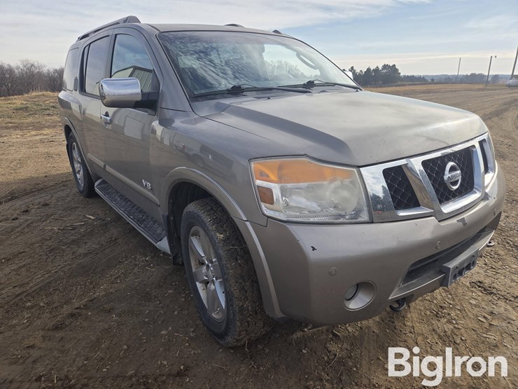 2009-nissan-armada-image-3