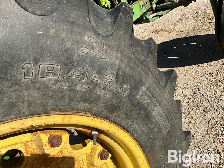 1970-john-deere-3020-image-11