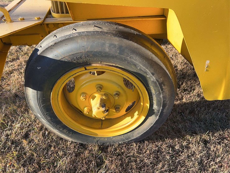 john-deere-840-image-127