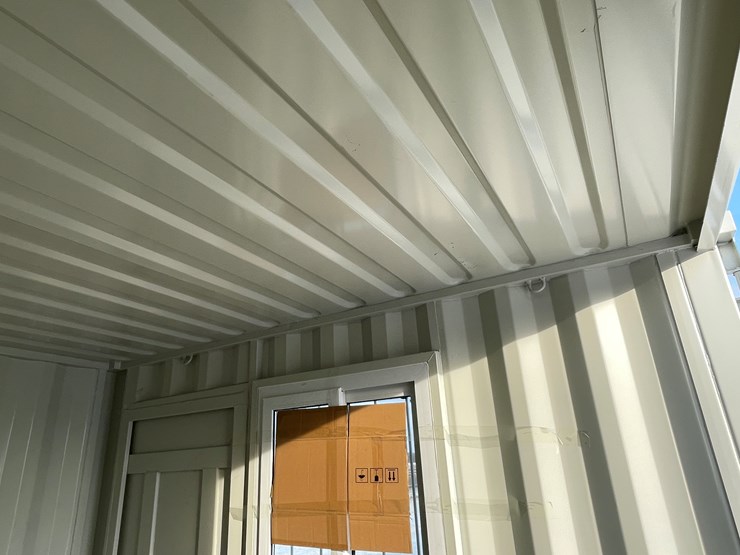 #106-•-10'-storage-container-image-12