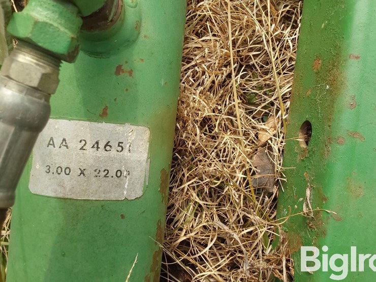 caterpillar-22-image-11