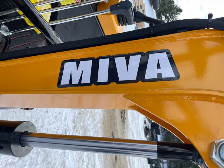 #202-•-miva-va15-mini-excavator-image-11