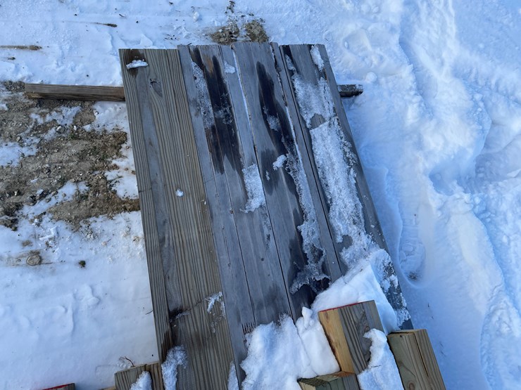 #3789-•-bundle-of-laminated-wood-beams-image-17