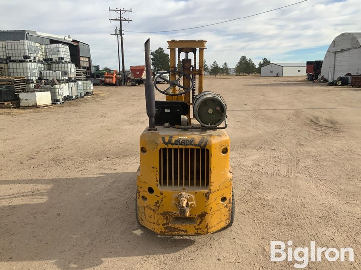 clark-propane-forklift-image-5