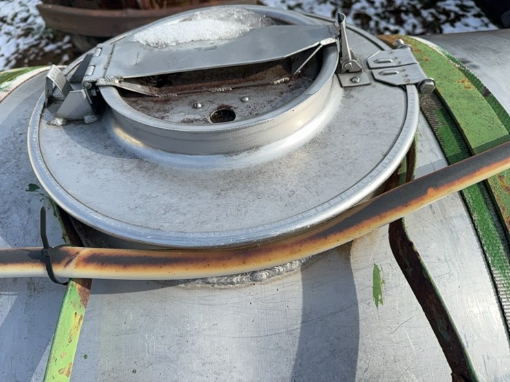 1200-gal-stainless-steel-nurse-tank;-located-at-7241-roxbury-rd,-charles-city,-va,-please-call-804.837.9940-or-804.651.4404-with-questions-image-20