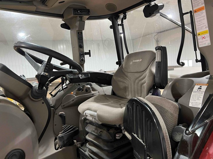 2014-case-farmall-115u-tractor-image-29