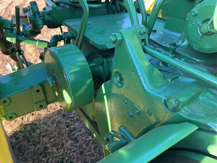 1955-john-deere-70-image-33