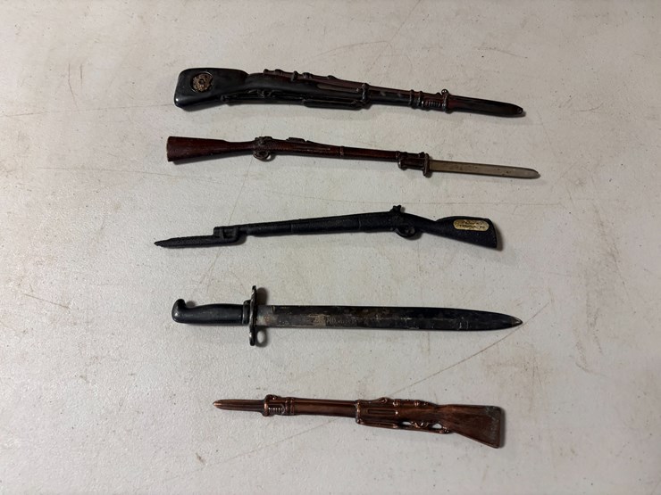 #3000-•-(3)-replica-metal-bayonet-guns-image-1