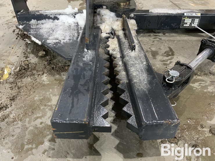 2024-land-honor-tp2-13-08d-skid-steer-post/tree-puller-image-14