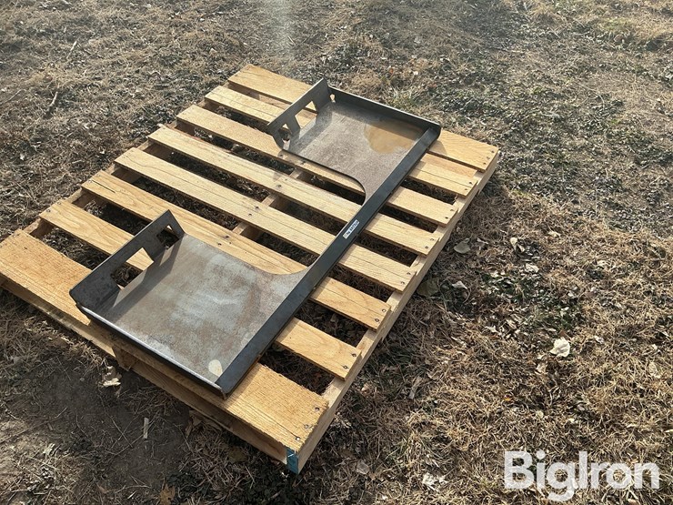 skid-steer-plate-image-1