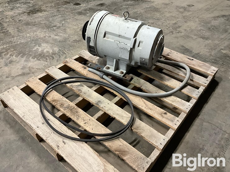 john-deere-6068t-image-5