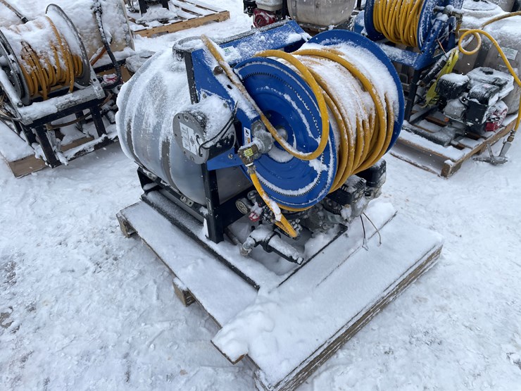 #3832-•-used-pressure-washer-unit-image-3